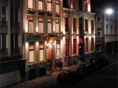 Отель Cour St Georges