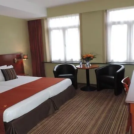 Cour St Georges מלון