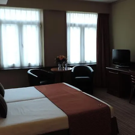 Hotel Cour Saint Georges By Cw Hotel Collection 4*