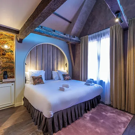 Hotel Cour Saint Georges By Cw Collection 4*