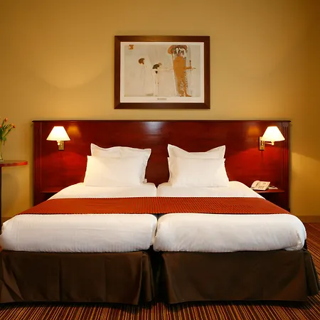 Cour St Georges Hotel