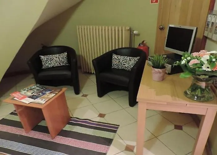 Cour St Georges Готель 3*