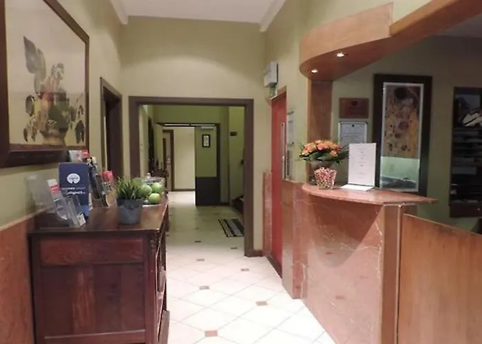 Cour St Georges Готель Гент