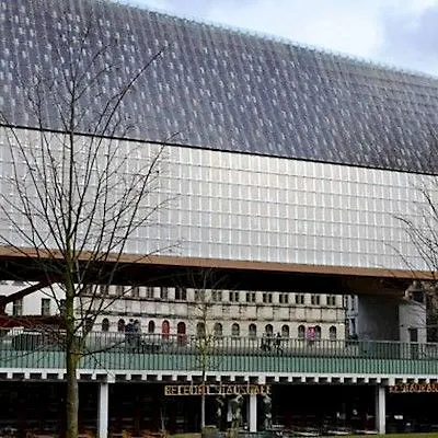 Cour St Georges Gent