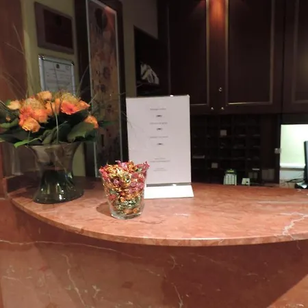 Cour St Georges 酒店 3*