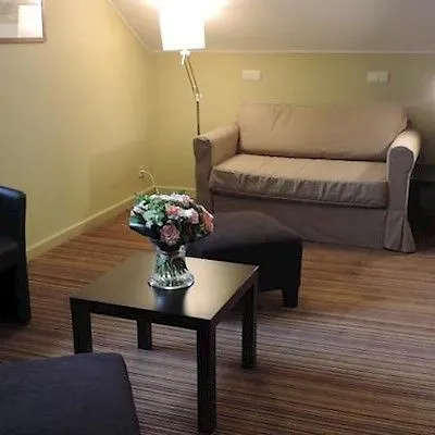 Cour St Georges 酒店